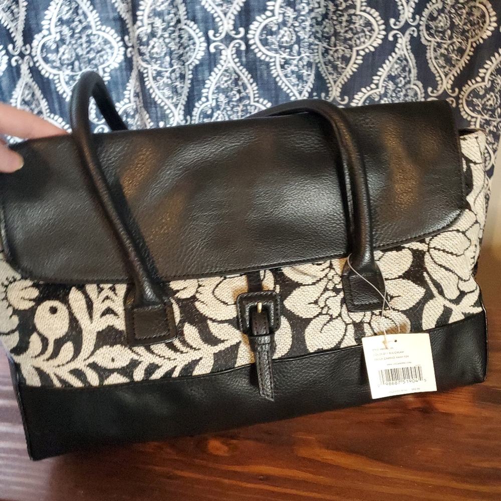 Liz Claiborne black and white floral carpet purse NWT